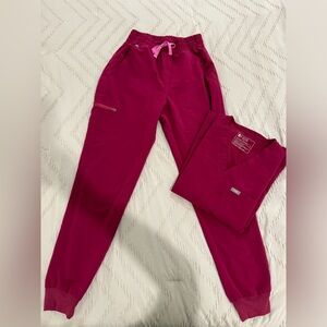 FIGS High Waisted Pants and Shirt Scrub Set